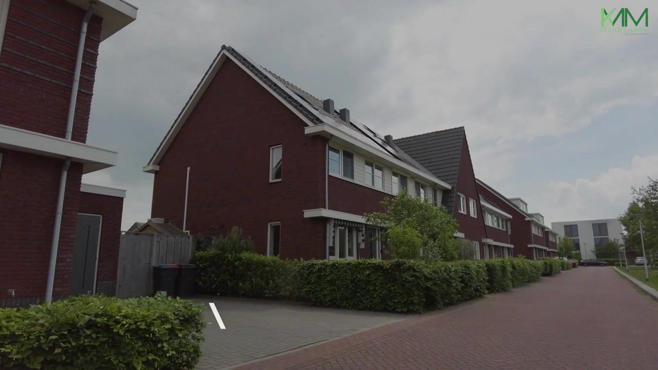 Video van Stellendamerf 11