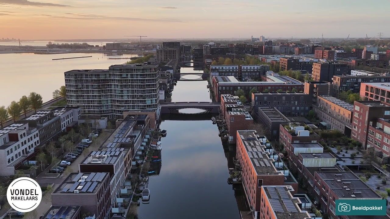 Video van Bert Haanstrakade 256