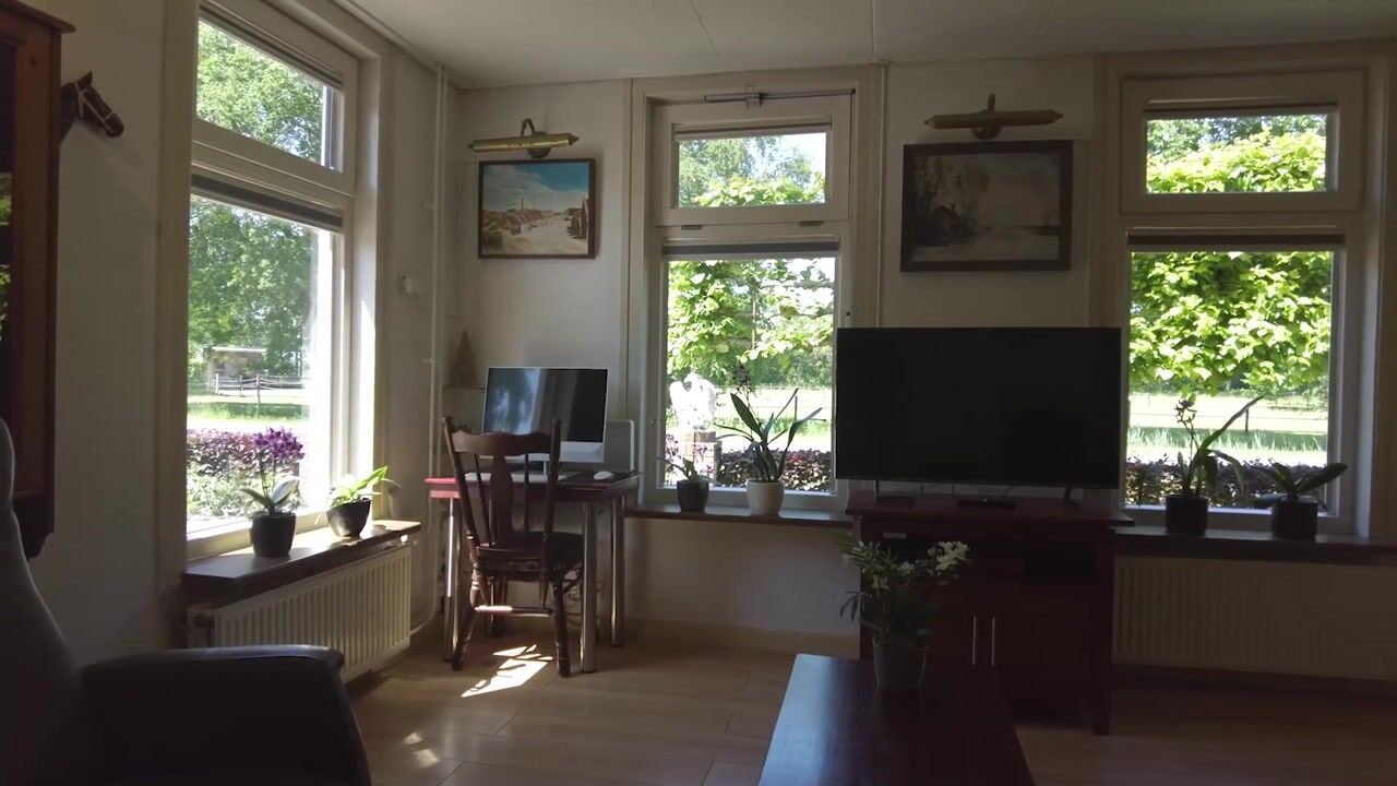 Video of Vrouwenlaan-voor 10
