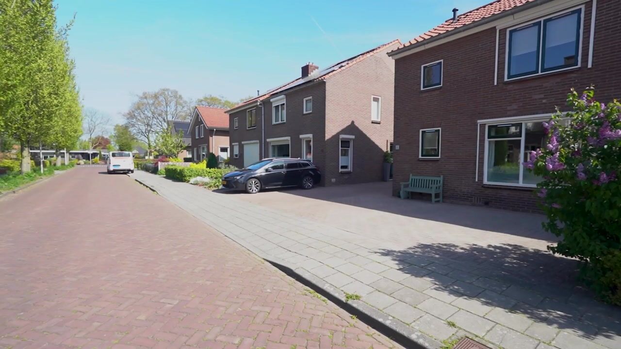 Video van Burg.van Sandickstraat 44