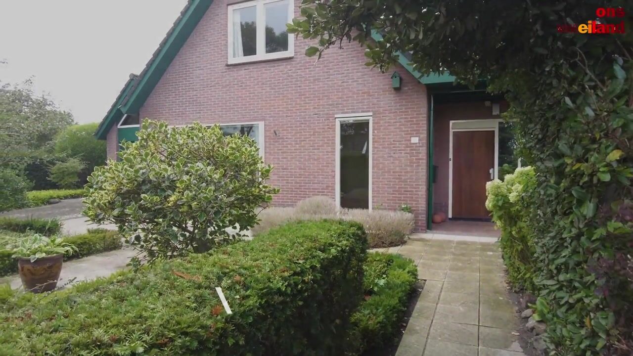 Bekijk video van Zandweg 32