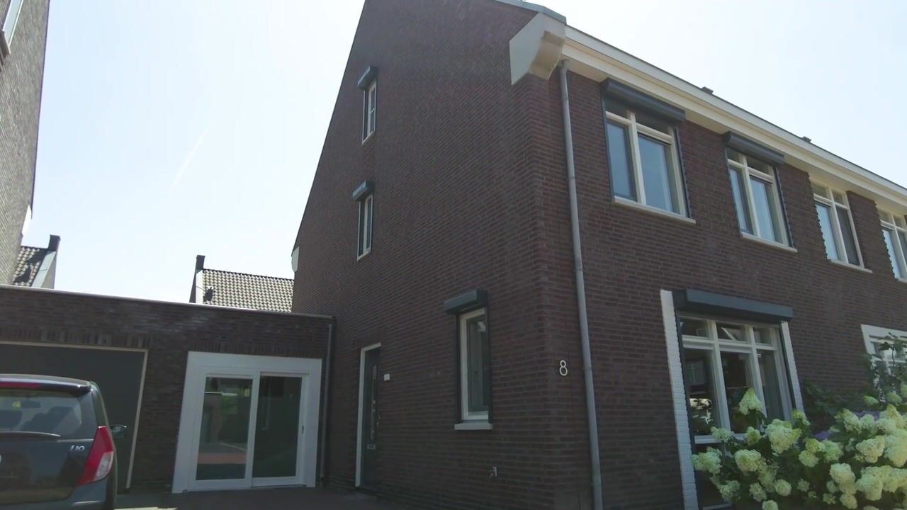 Video van Vrouwkespad 8
