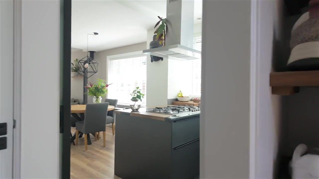 Video van Aalsmeerderweg 773