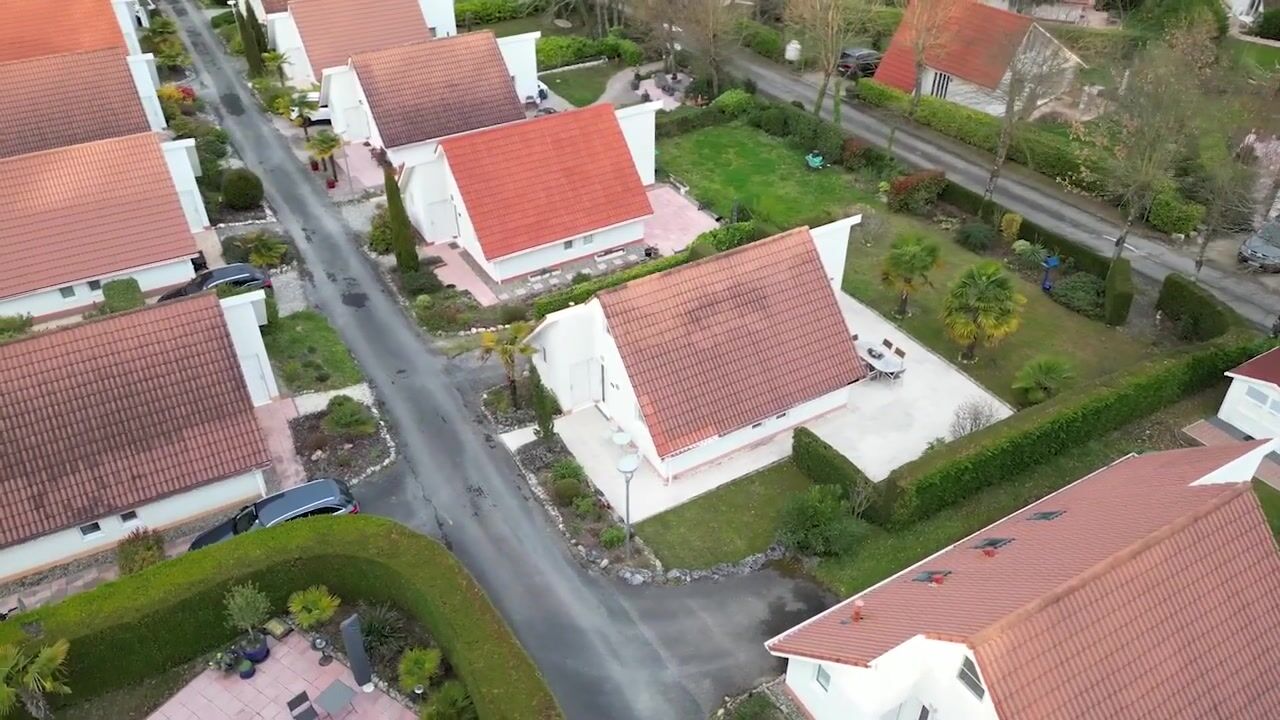 Video van Residence Chateau Cazaleres Villa 96
