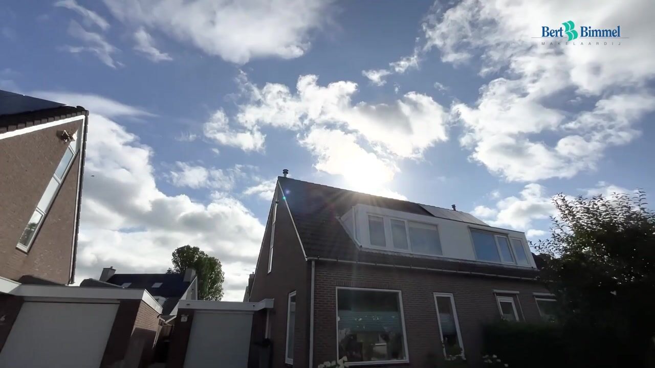 Video of Marga Klompelaan 4