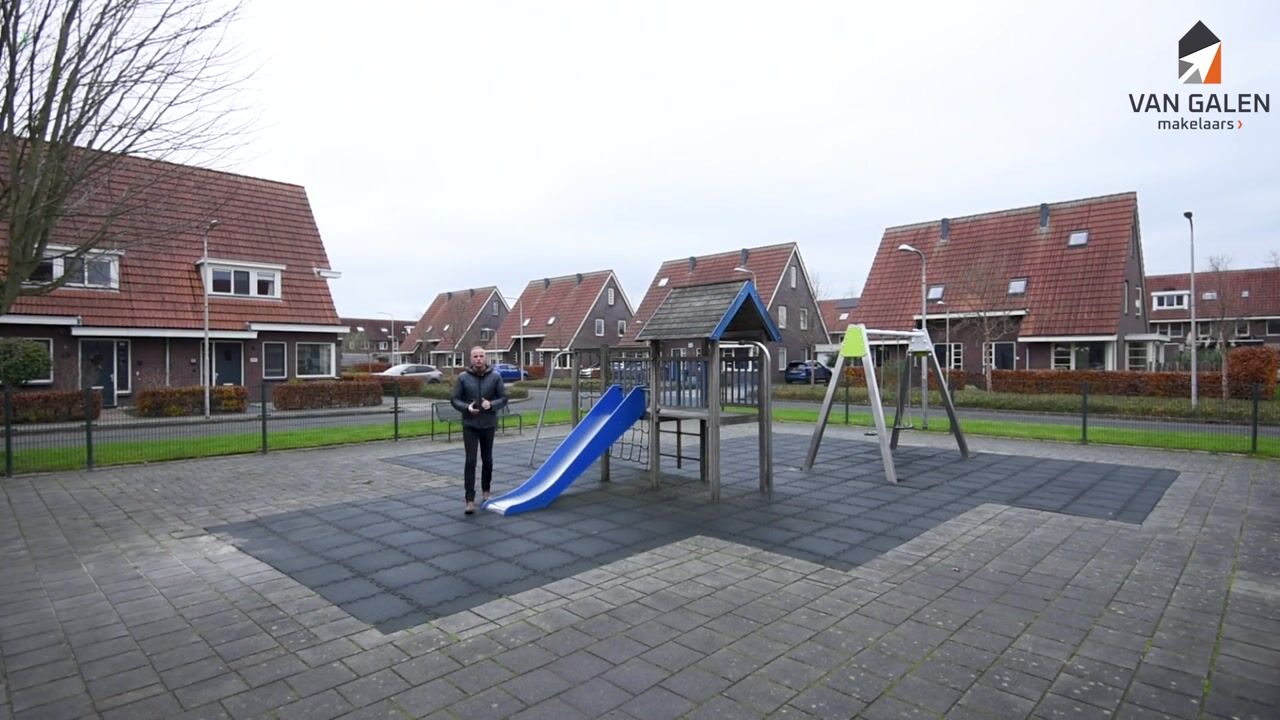 Video van Dagpauwoog 15