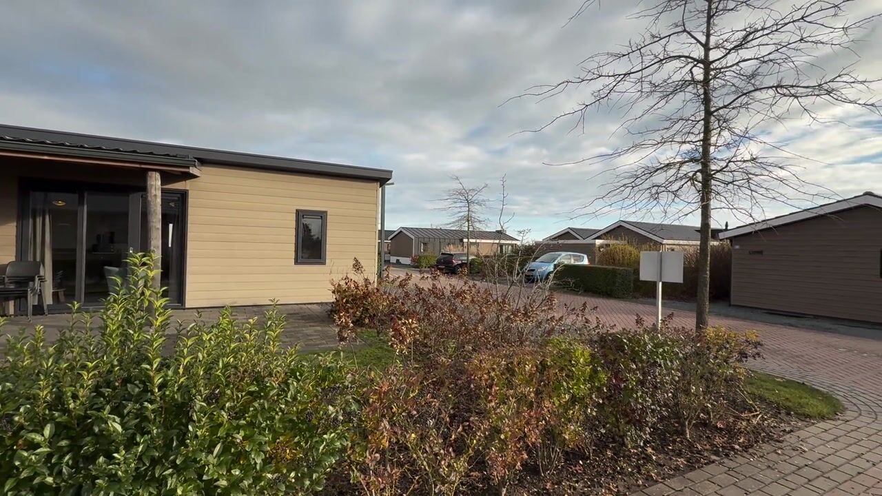 Video van Zuiderdijk 1-B12