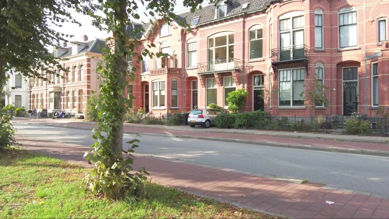 View video of Burg. Dijckmeesterweg 23