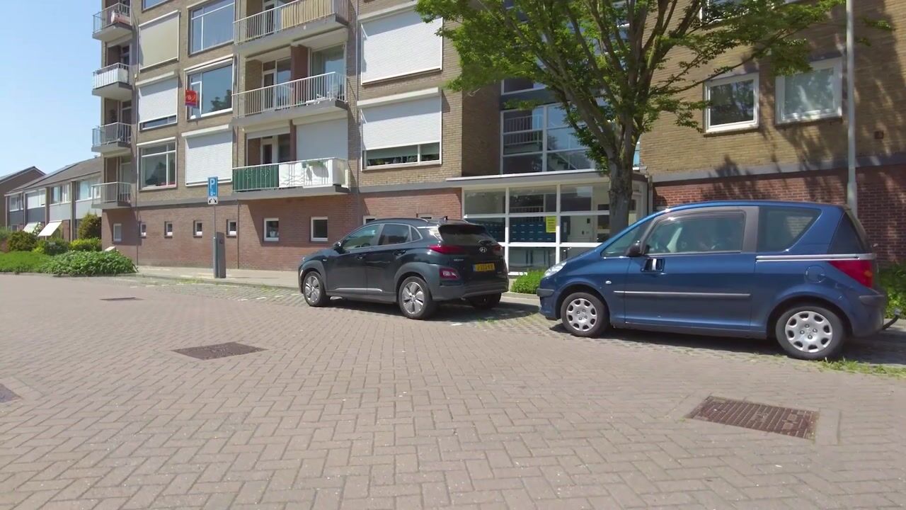 Video of Pastoor van Akenstraat 104
