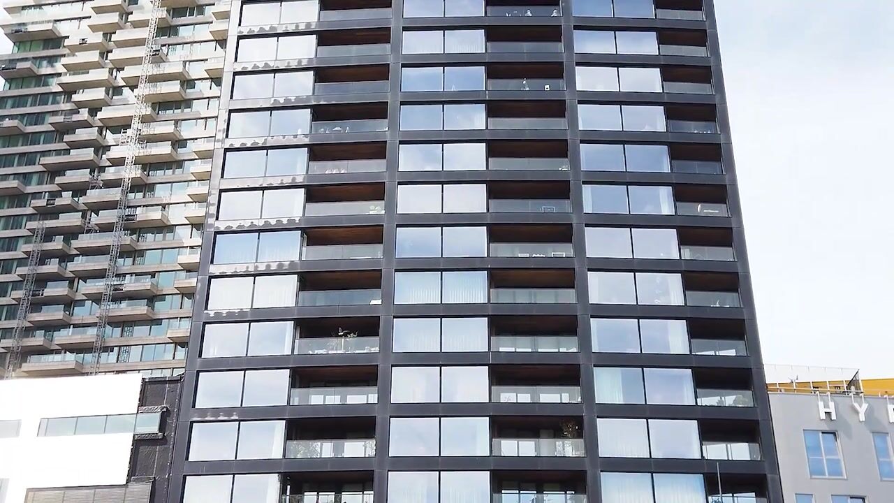 Video of Badhuiskade 127