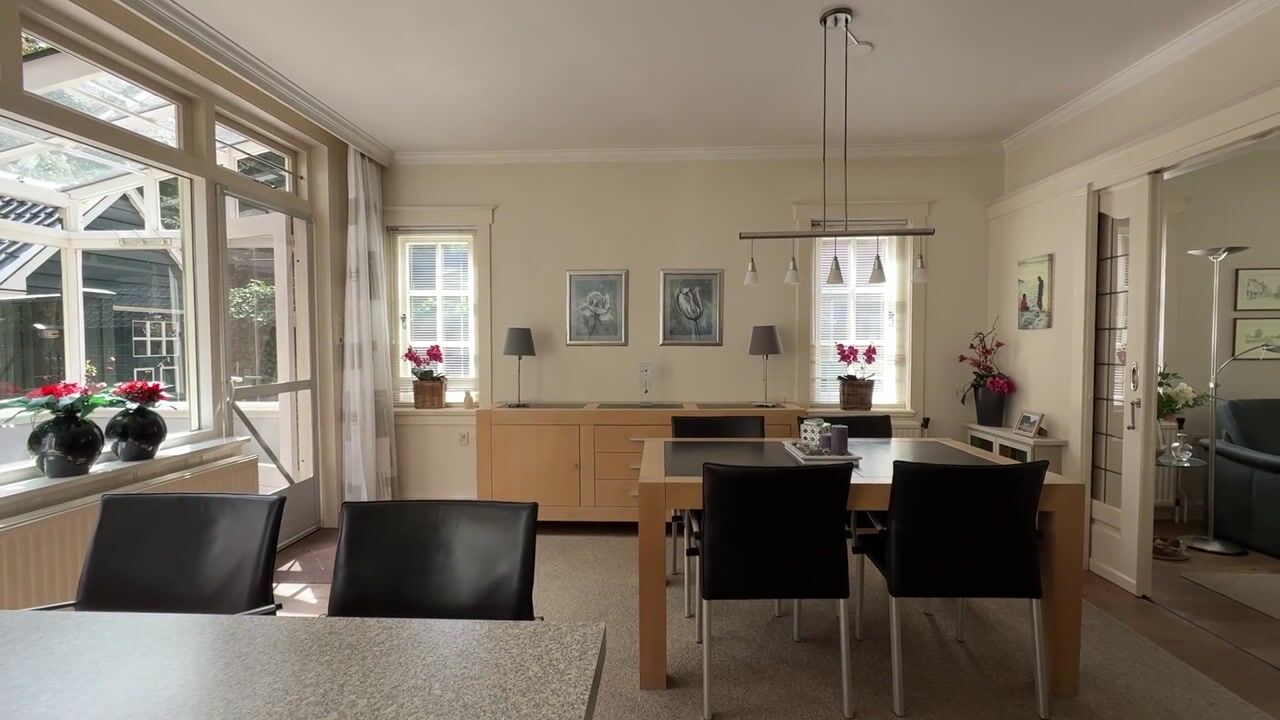 Video van Larenseweg 226