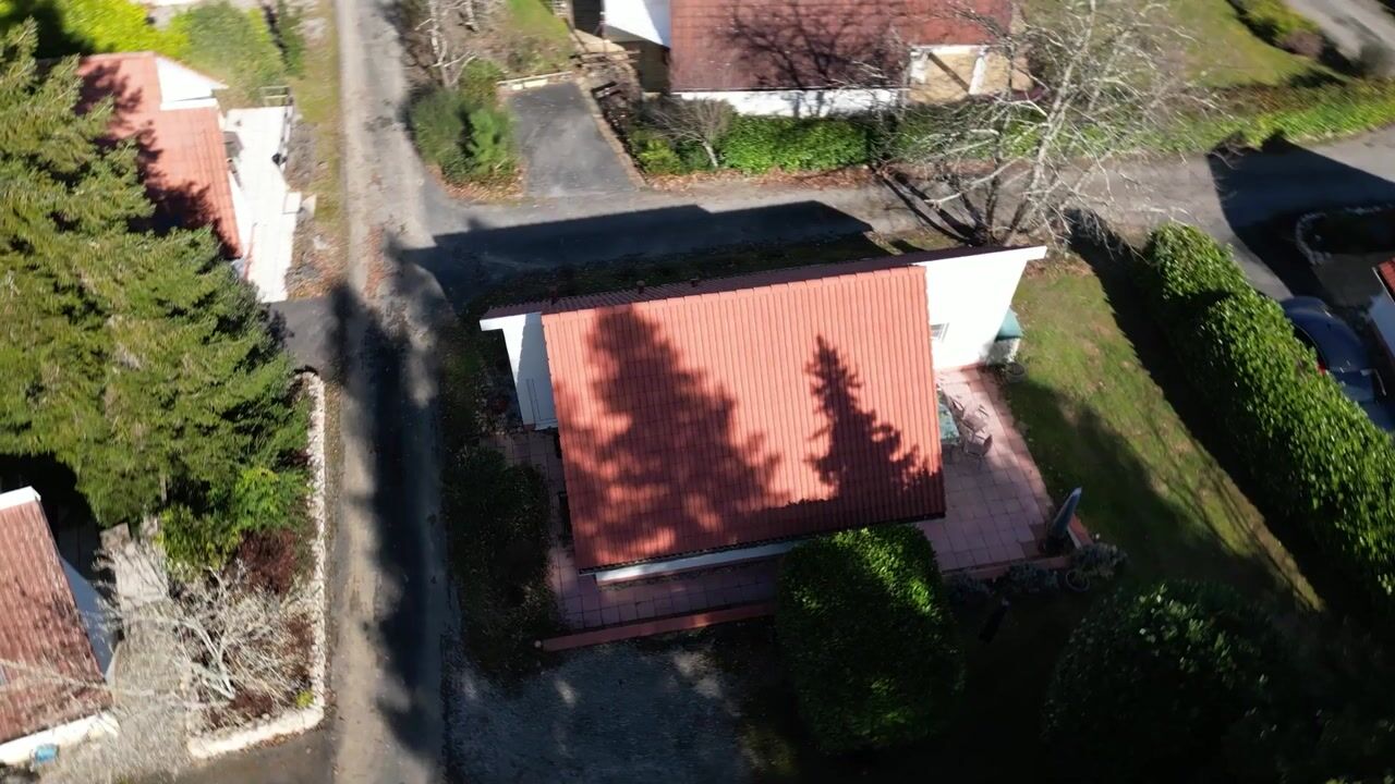 Video of Residence Chateau Cazaleres 75