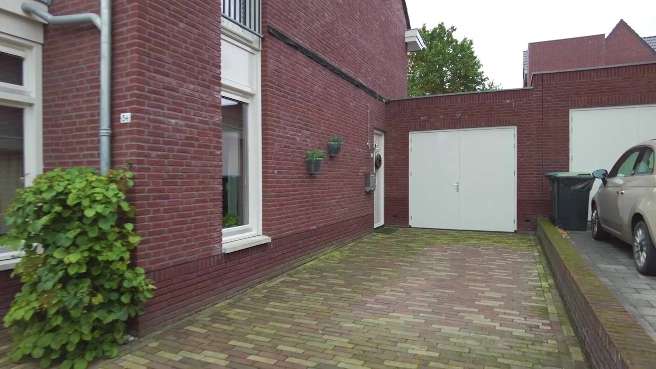 Video van De Tuier 84