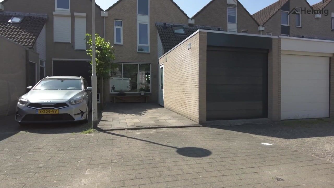Video of de Hazelaar 32