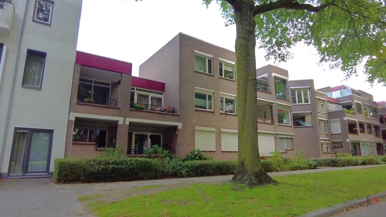 Video van Raadhuislaan 87