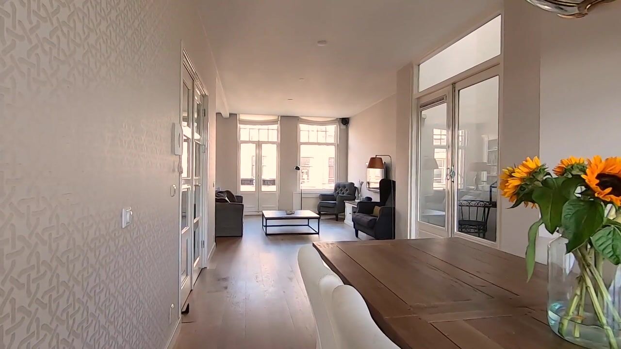 Video van Eerste Helmersstraat 47-3