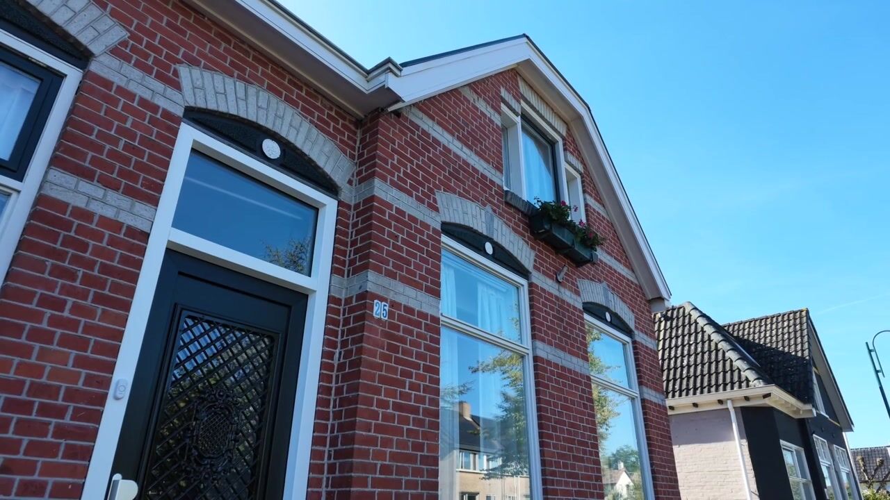Video van Buorren 25