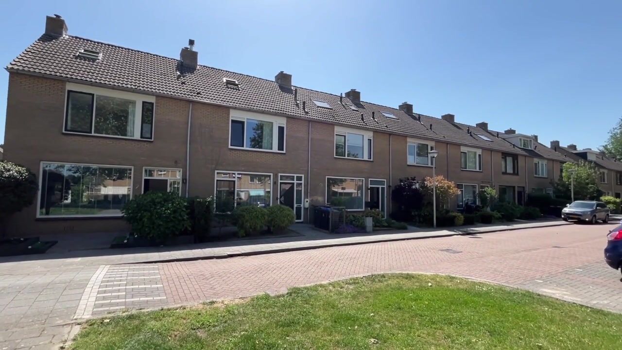 Video van Admiraal Helfrichplein 2
