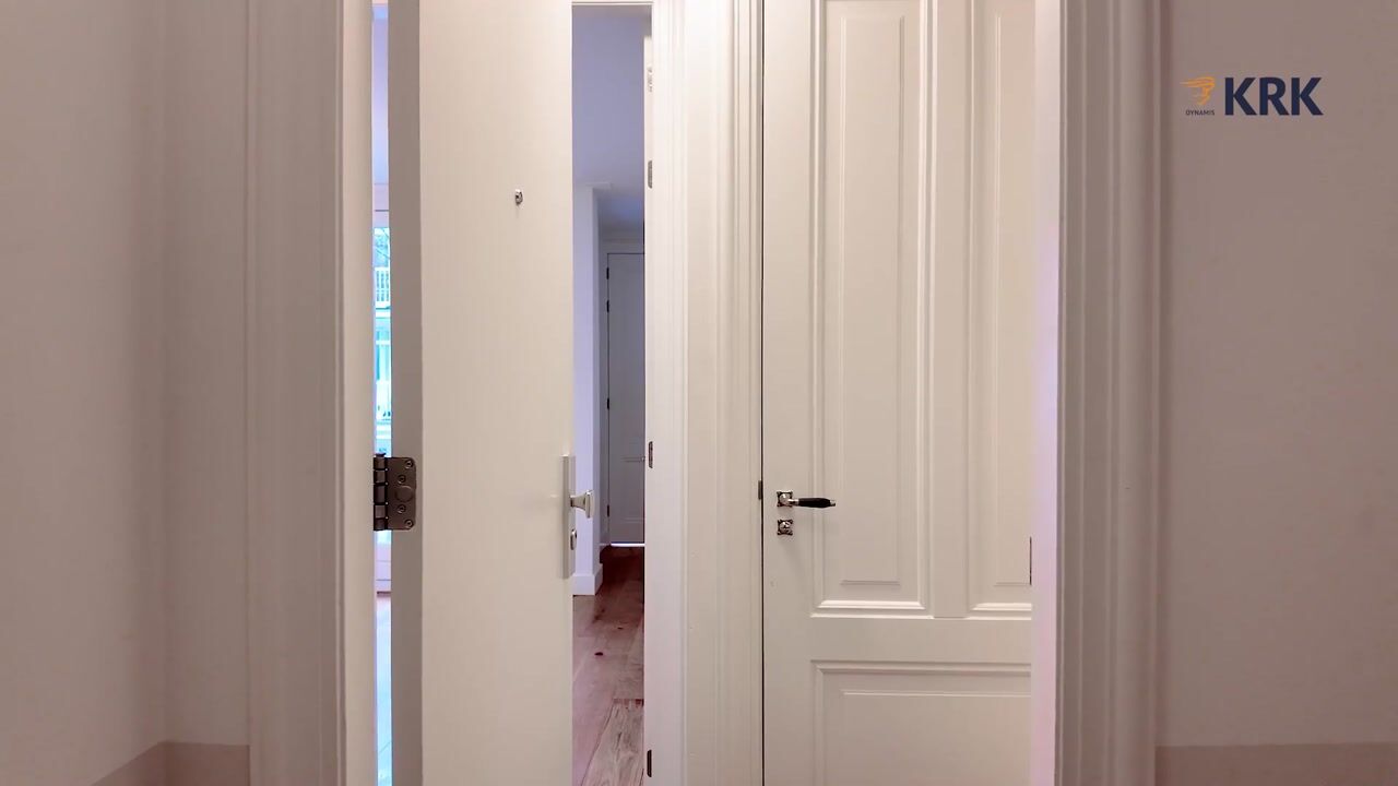 Video of Eerste Helmersstraat 152-2