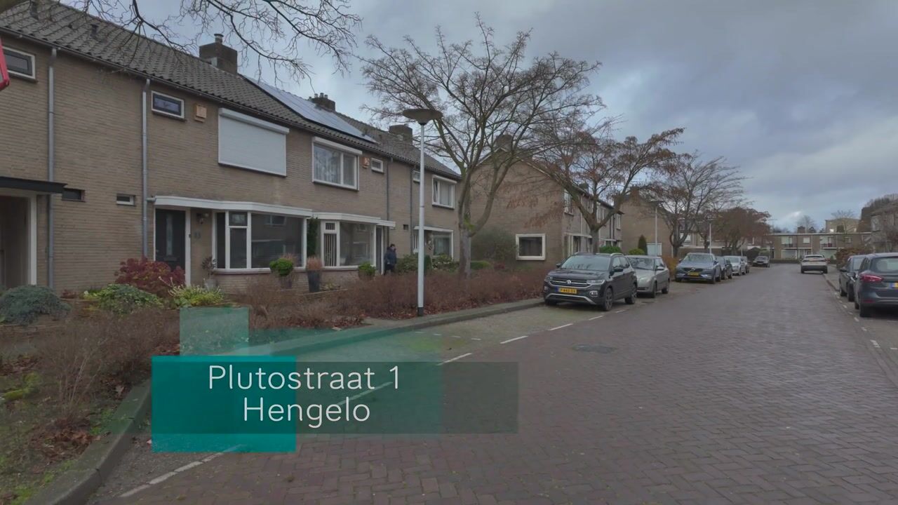 Bekijk video van Plutostraat 1