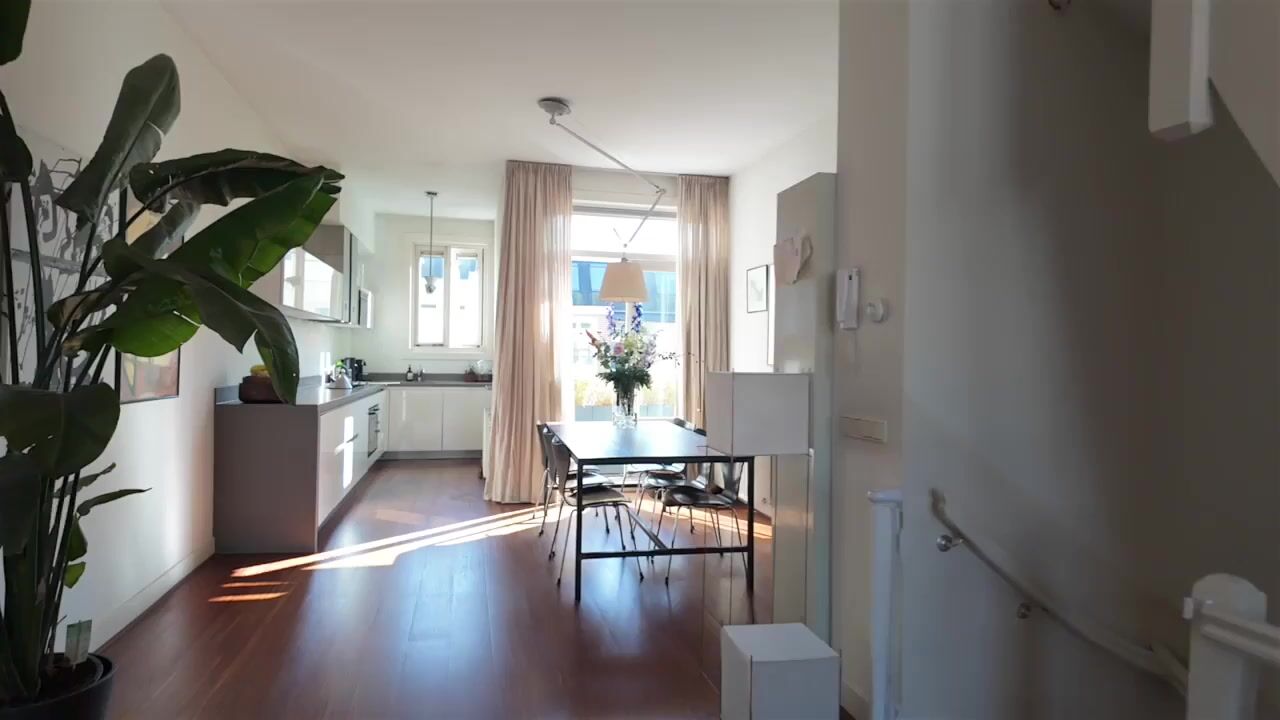 Video van Van Hogendorpstraat 153-3