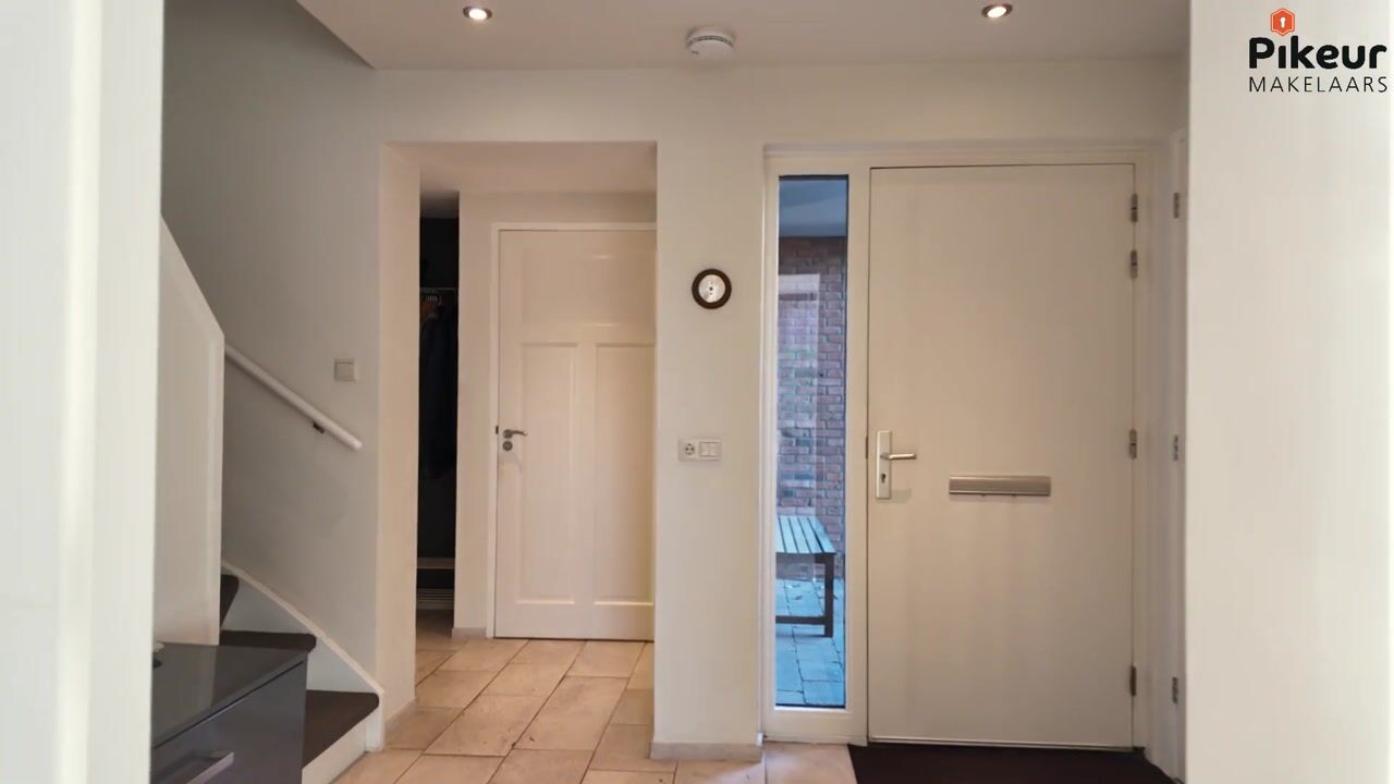 Video van Podzollaan 7