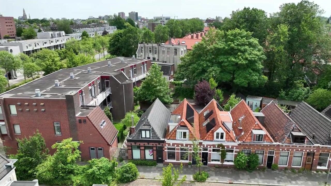 Video of Eerste Spoorstraat 4