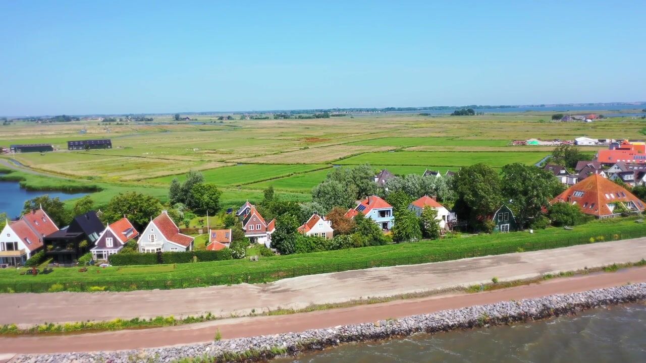 Video van Uitdammer Dorpsstraat 7-A