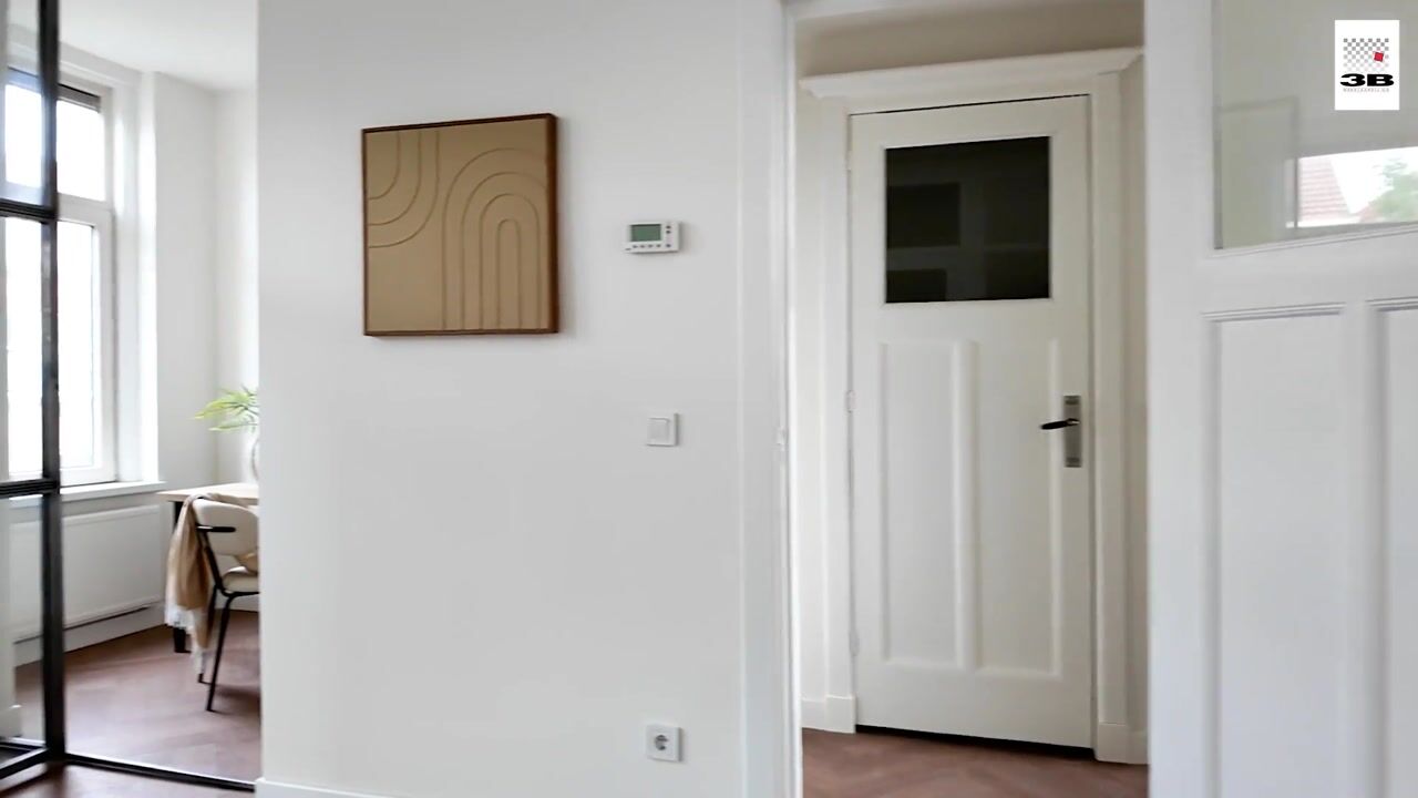 Video van Graaf Jan van Nassaustraat 16-B