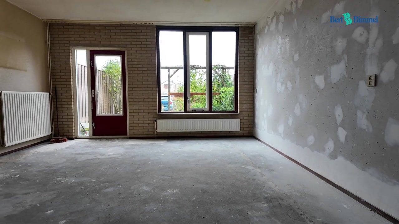 Video of Lunenburg 18