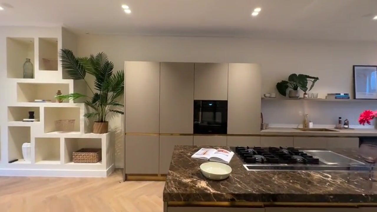 Video van Van Oldenbarneveldtstraat 25-H