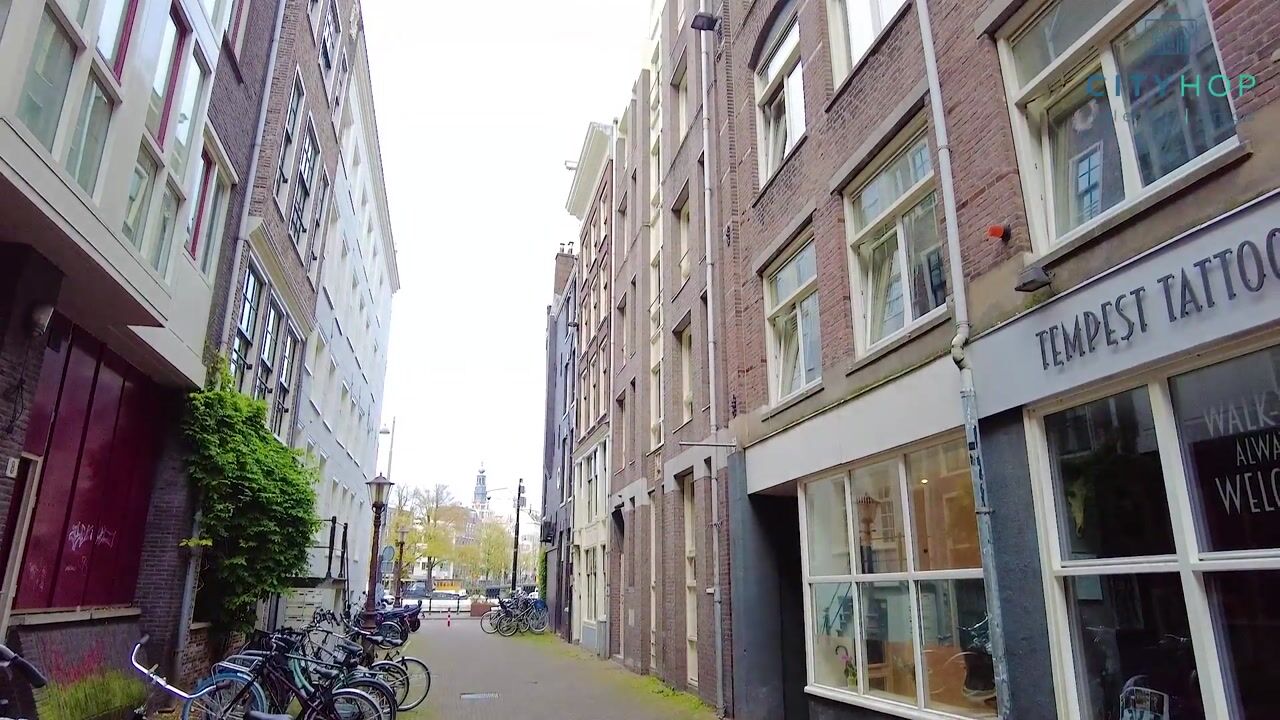 View video of Paardenstraat 7-4