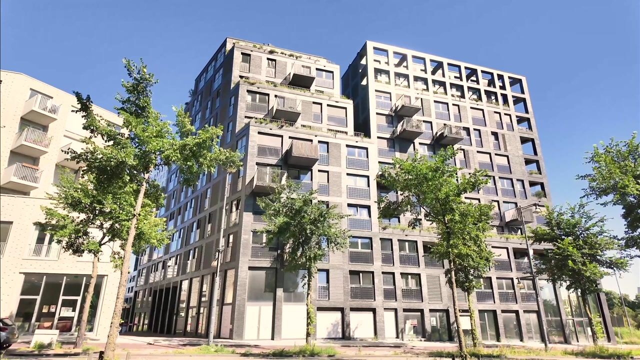 Video van Lutonhof 453