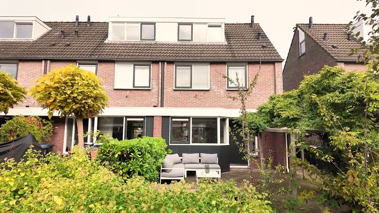 Video of Aalscholver 15