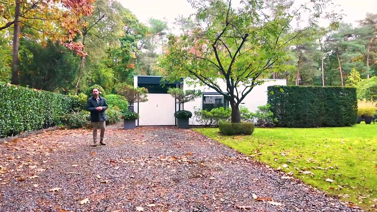 Video van Gravin van Burenlaan 15