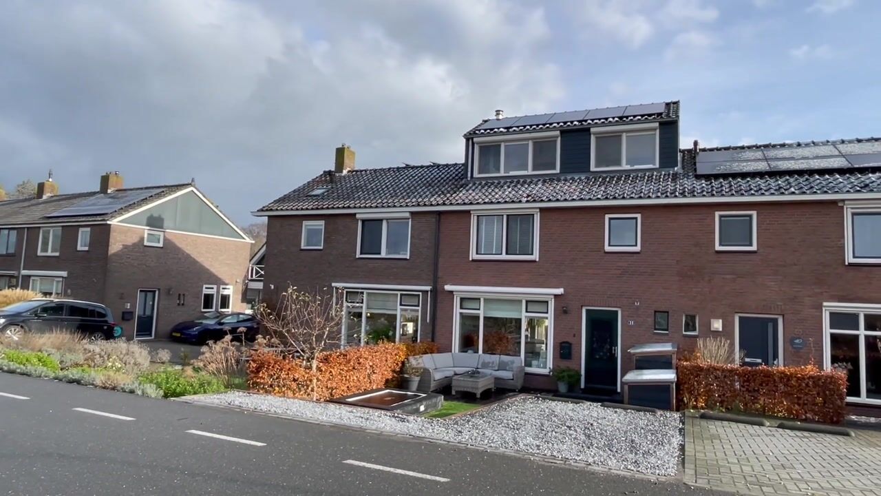 View video of de Hoef Oostzijde 39