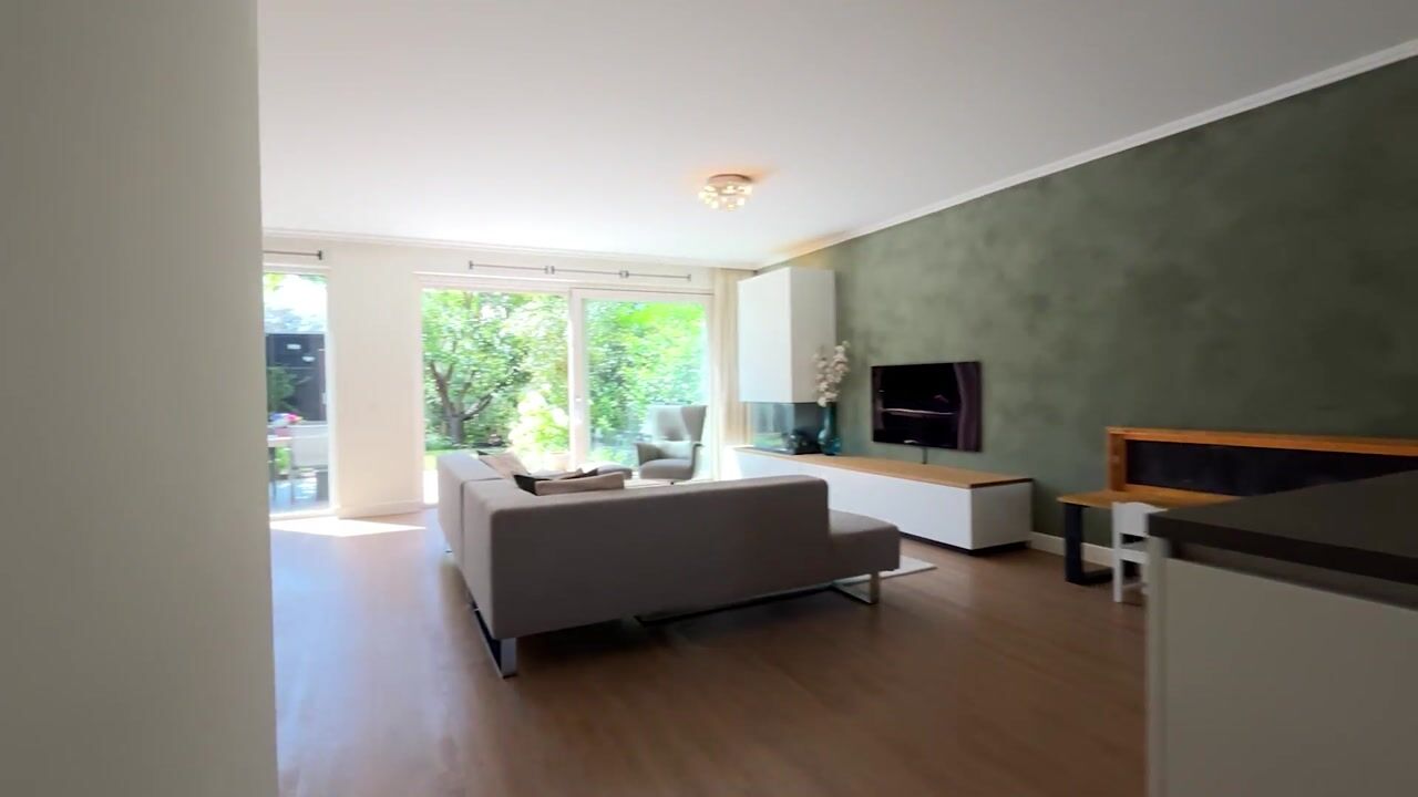 Video van Eenruiter 42