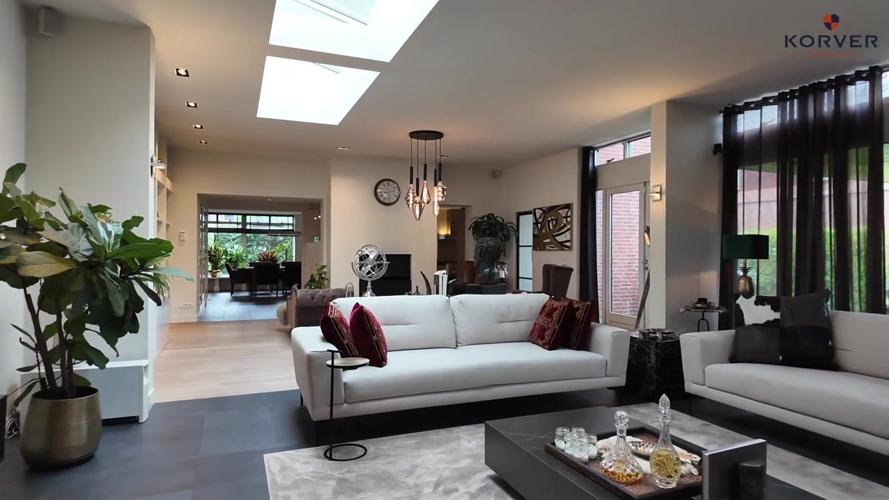 Video van Raadhuislaan 4