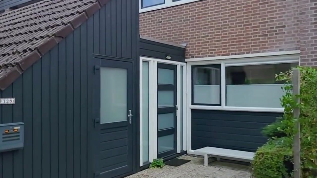 Video van Sperwerhof 128