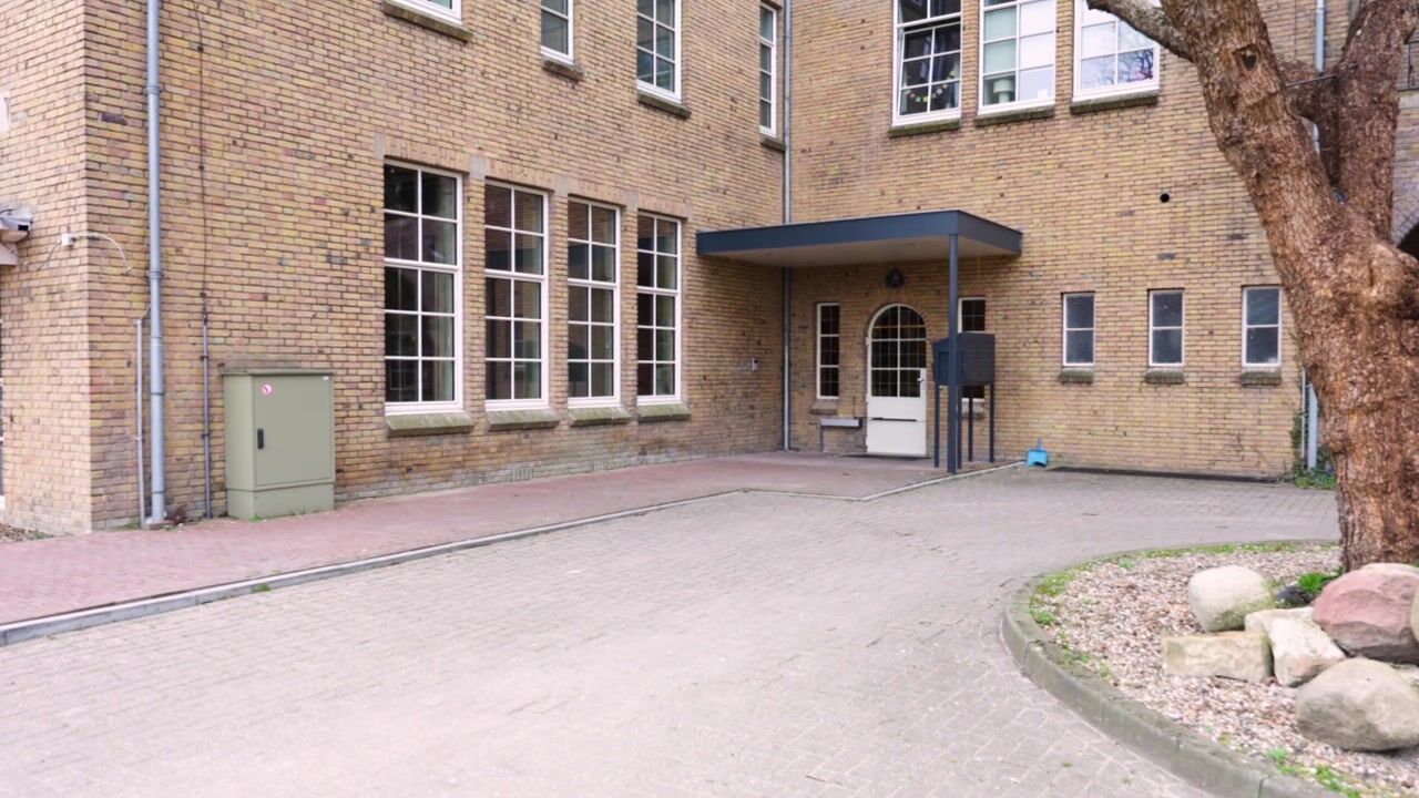 Video of Oostwal 32-A