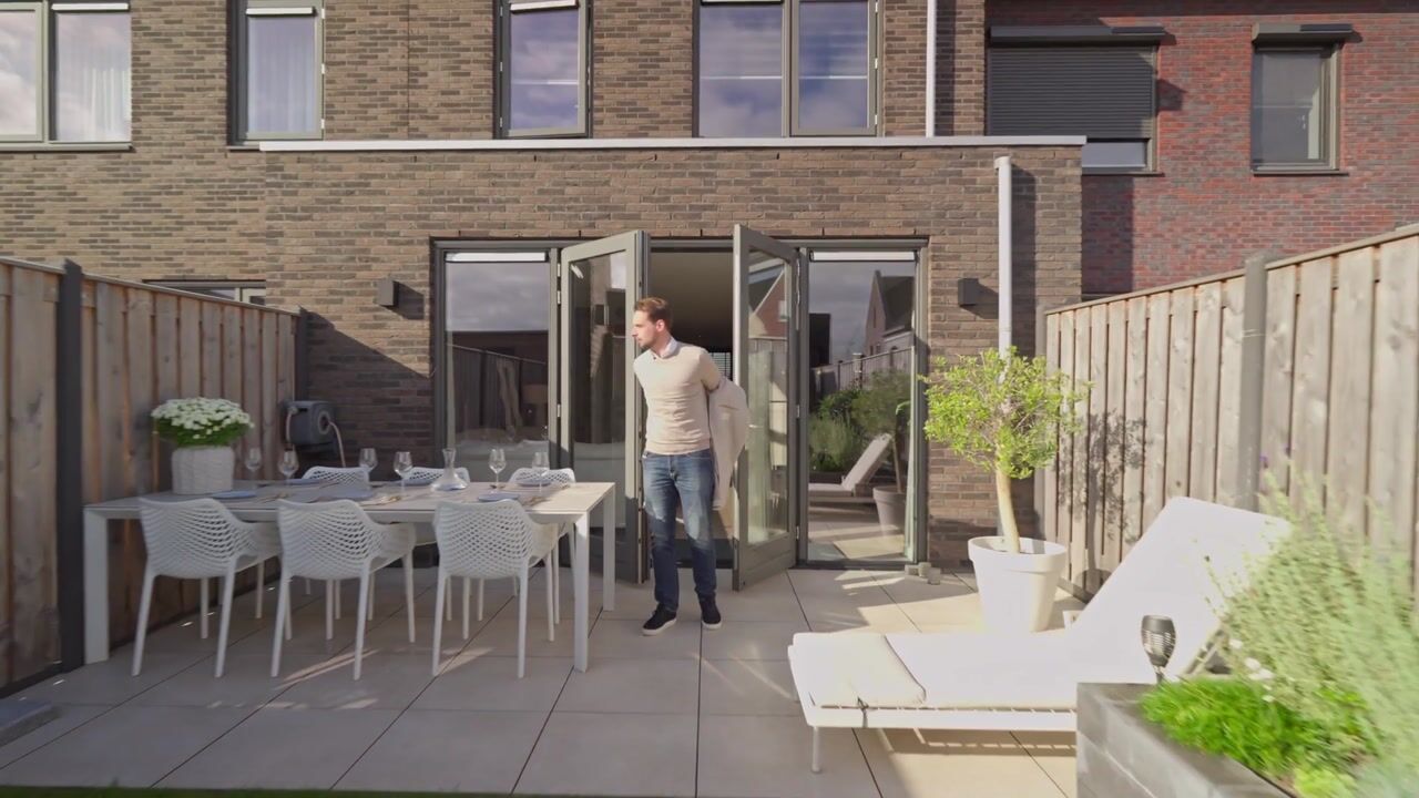 Video van Corry van Kleefstraat 81