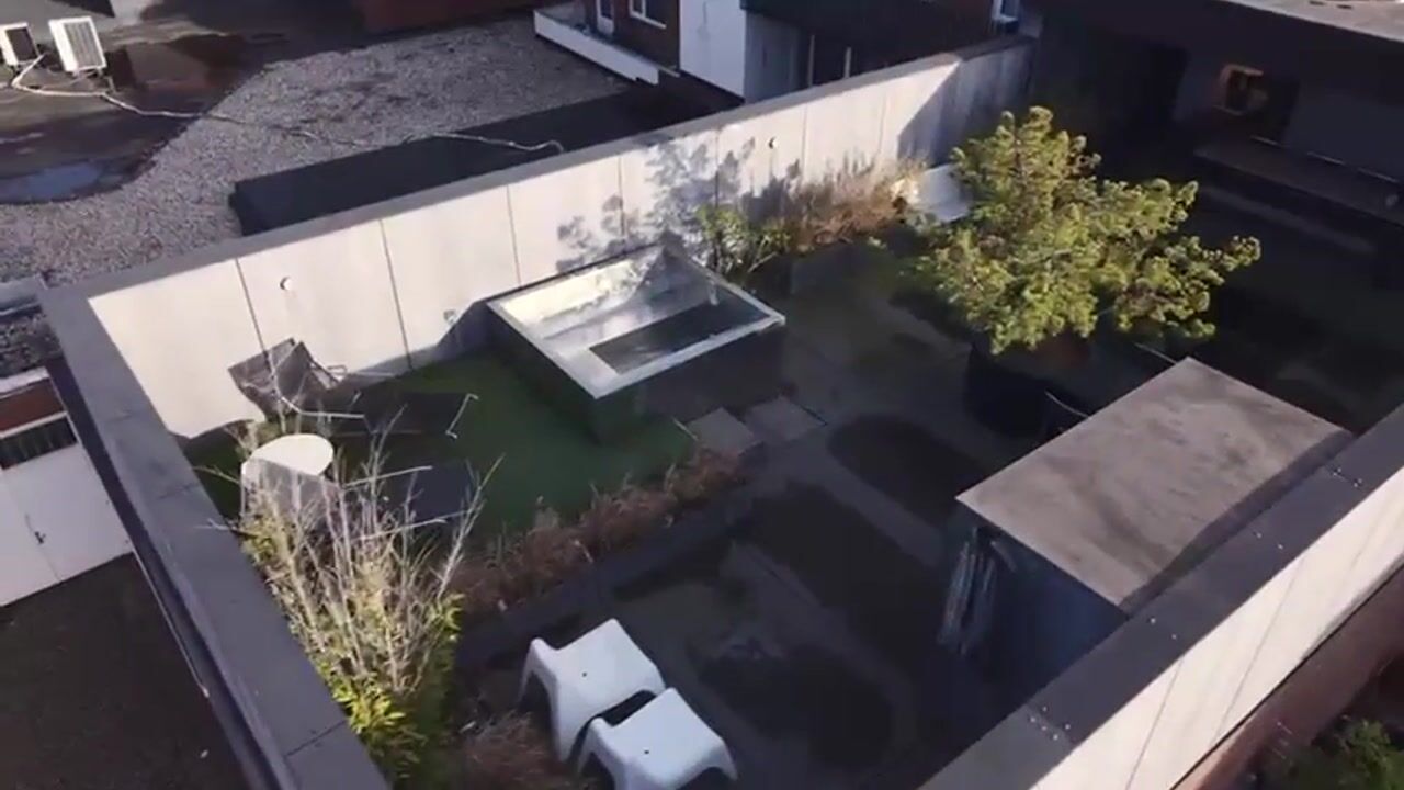 Video van Aan Cedron 12