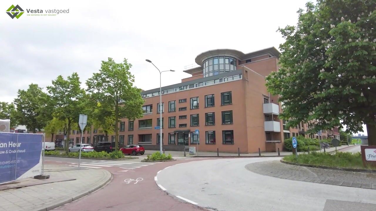 Video van Adelbert van Scharnlaan 177-A