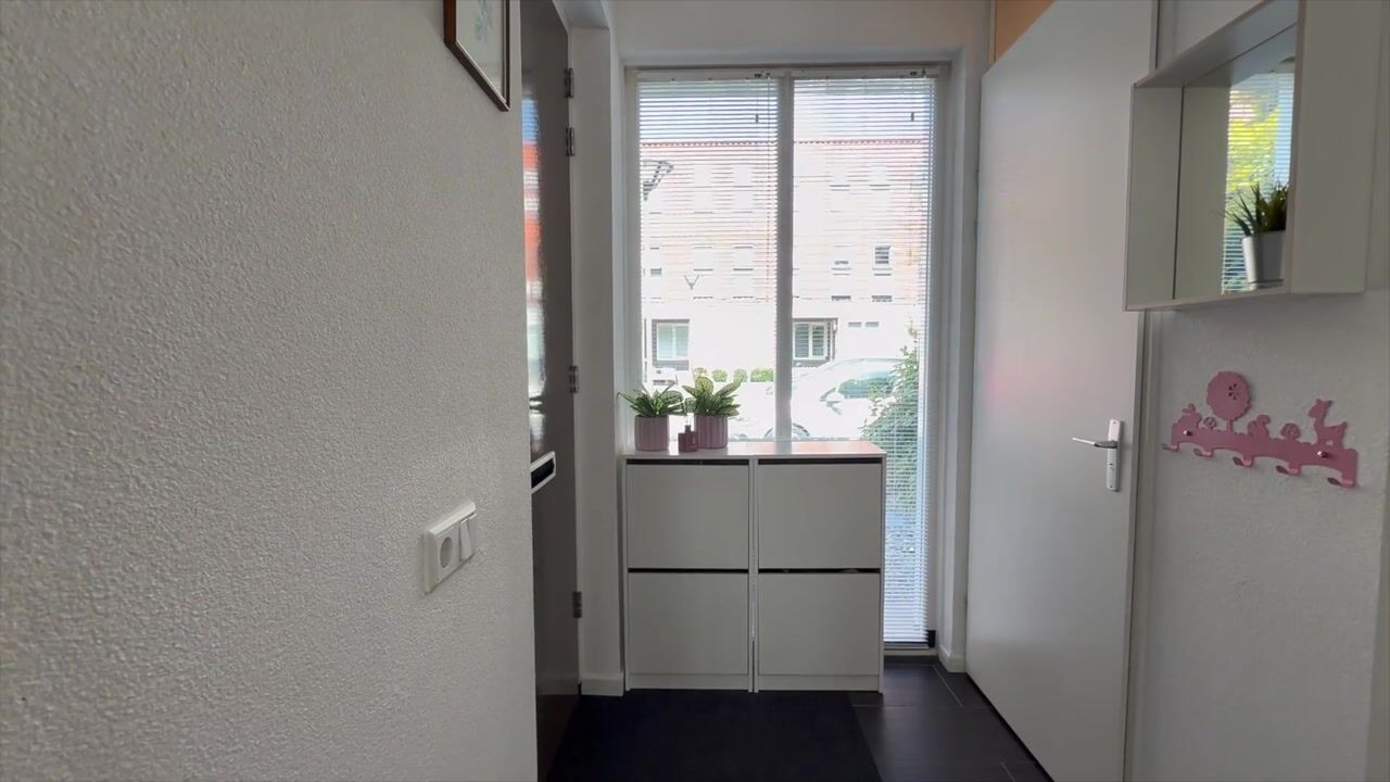 Video van Burg. Van Reesstraat 17