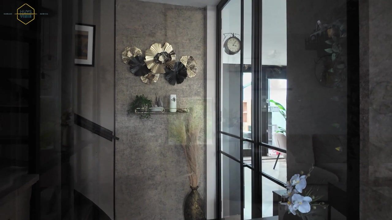 Video of H W Croeslaan 11