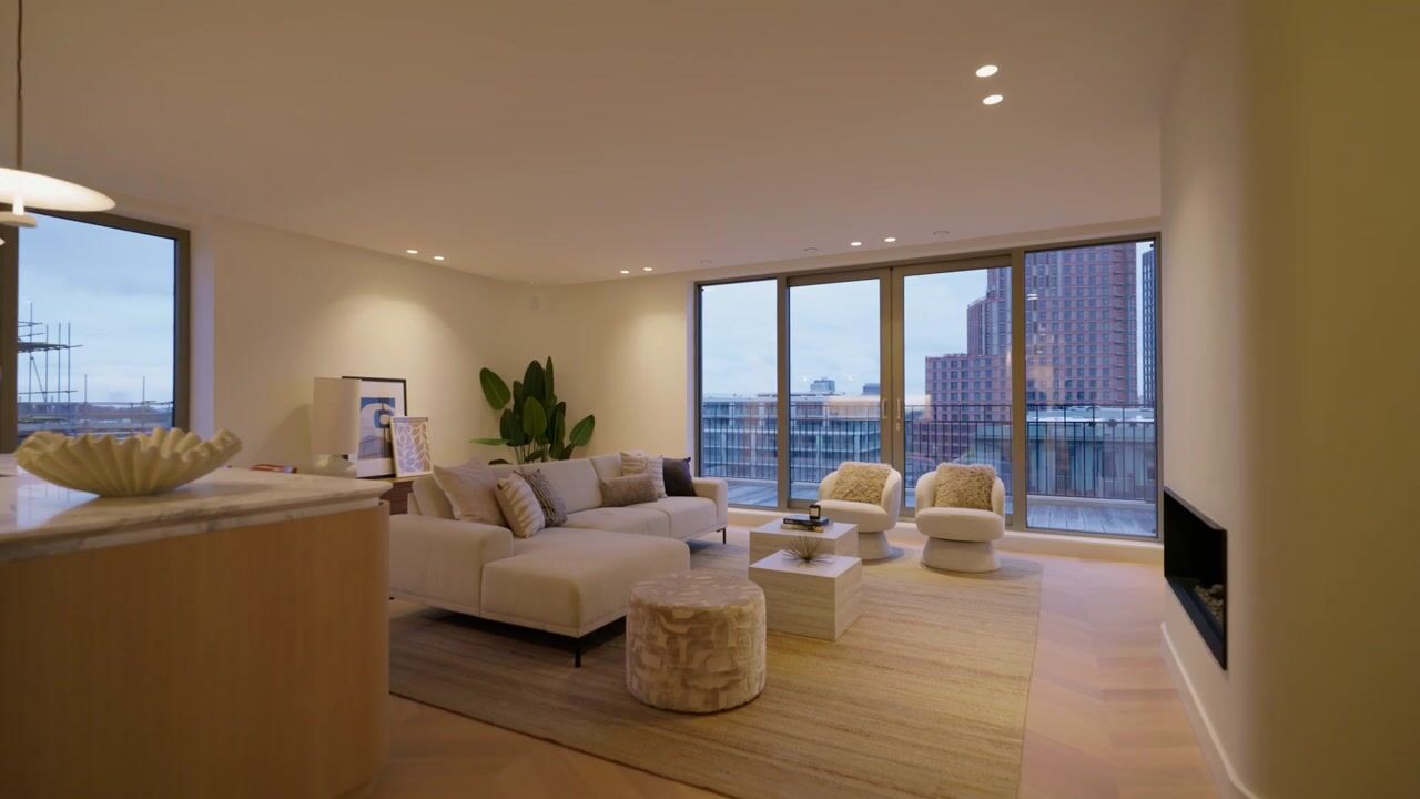 Video of Spadinalaan 699