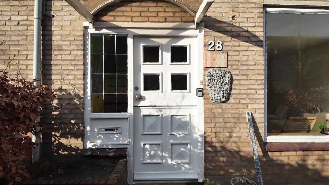 Video van Amalia van Solmsstraat 28