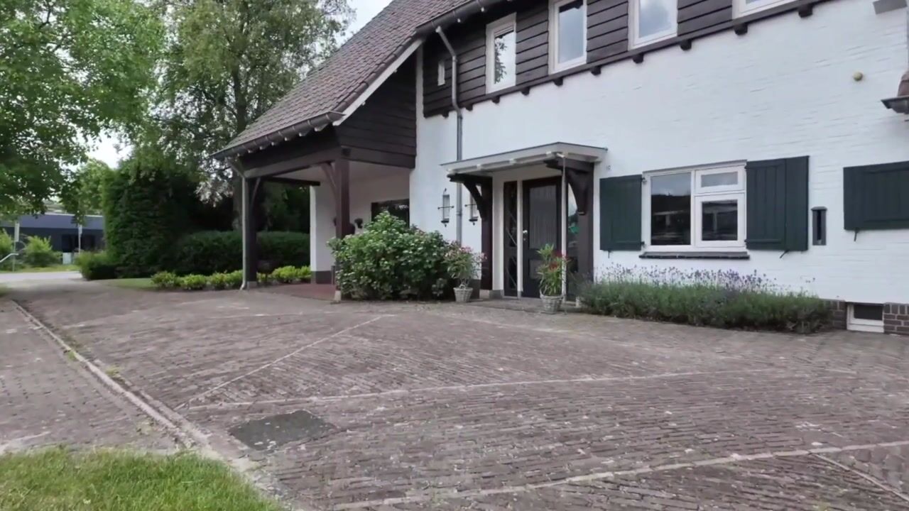 Video van Gronausestraat 10