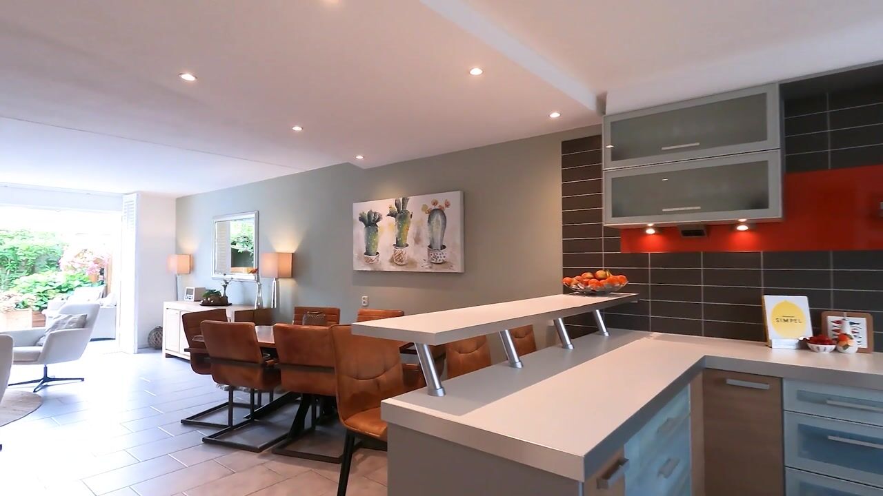 Video van Van Doornicksingel 68