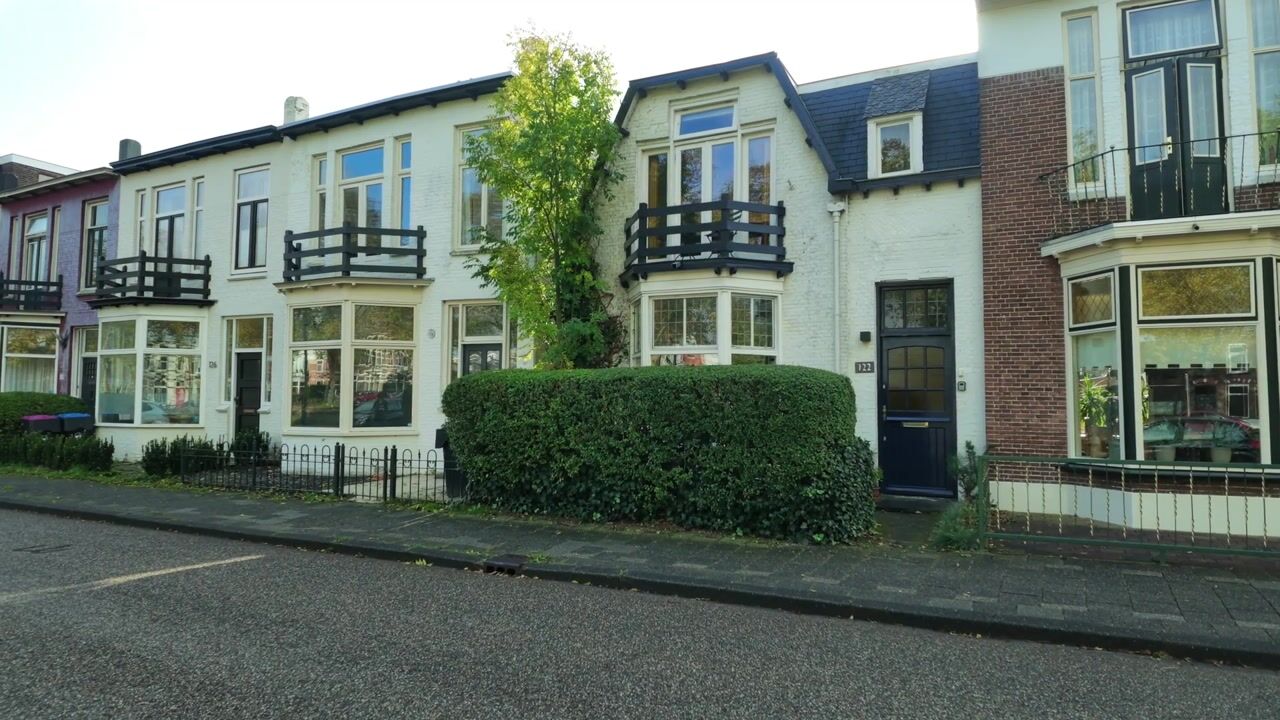 Video van Spoorstraat 122
